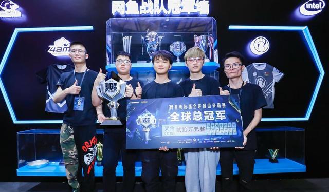 兄弟情谊的 兄弟情谊的