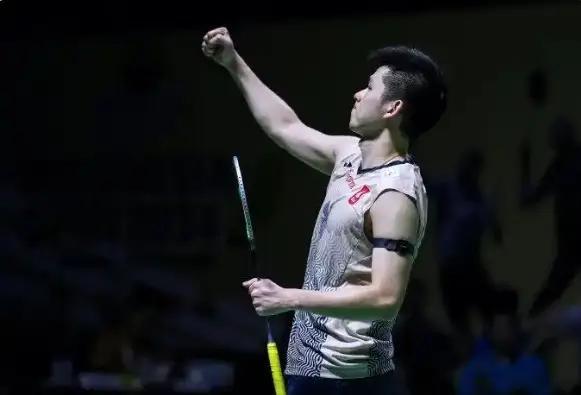 板球的控制 板球的控制